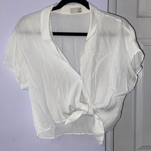 Aritzia Size M Wilfred Silk Tie Crop Blouse